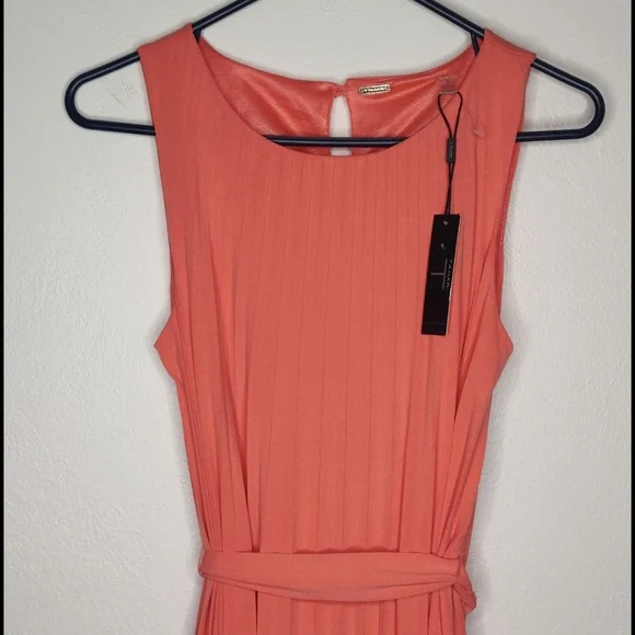 T Tahari Dress - Picture 3 of 8